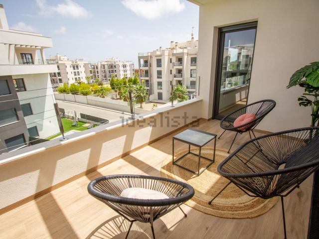 Piso, Las Filipinas, Orihuela