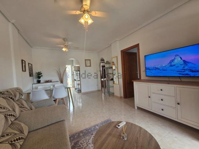 Piso, Las Filipinas, Orihuela