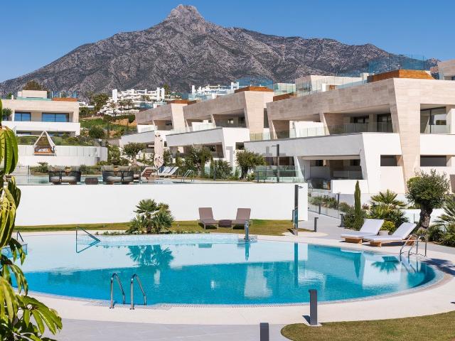 Piso, Las Lomas de Río Verde, Marbella