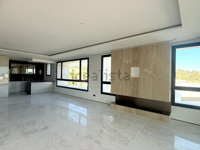 Piso, Las Lomas de Río Verde, Marbella
