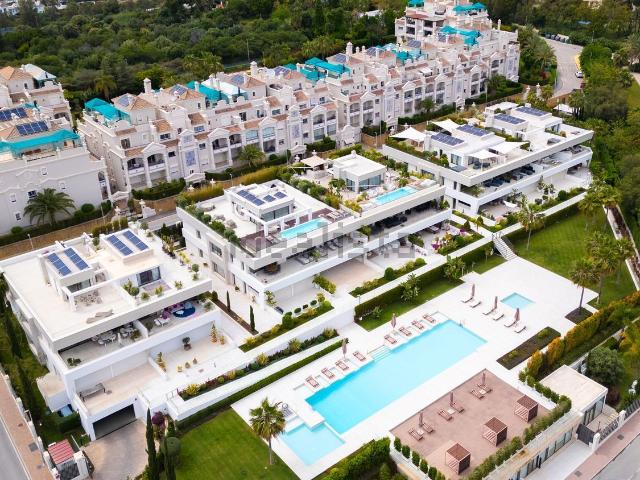 Piso, Las Lomas de Río Verde, Marbella