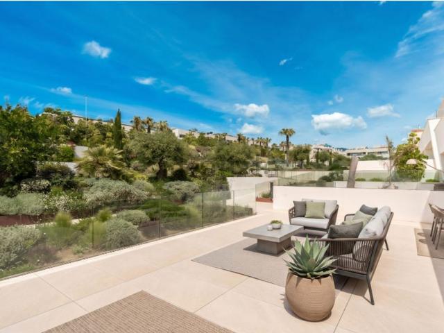 Piso, Las Lomas de Río Verde, Marbella