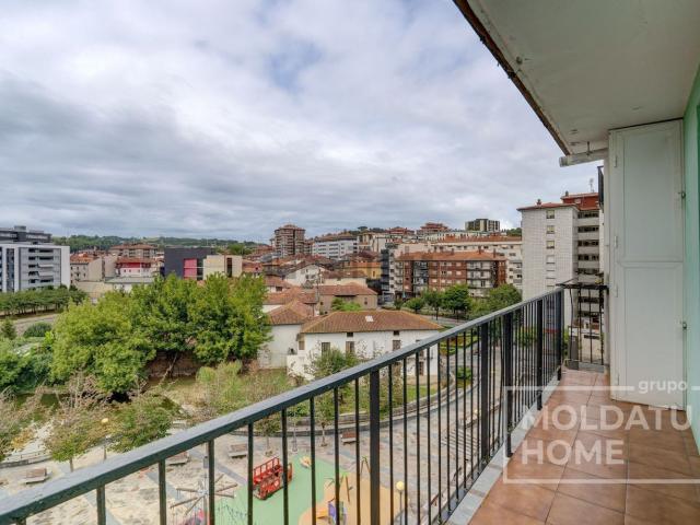 Piso, Lasarte Oria