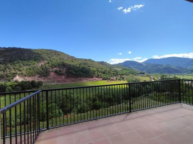 Piso, Les Valls d&apos Aguilar
