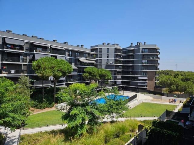 Piso, Les Arenes, Terrassa