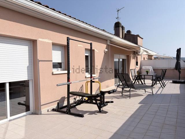 Piso, Llagostera