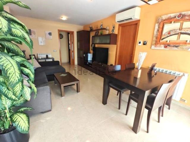 Piso, Lliçà d&apos Amunt