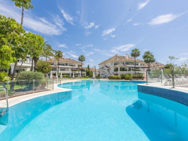 Piso, Lomas de Marbella Club, Marbella