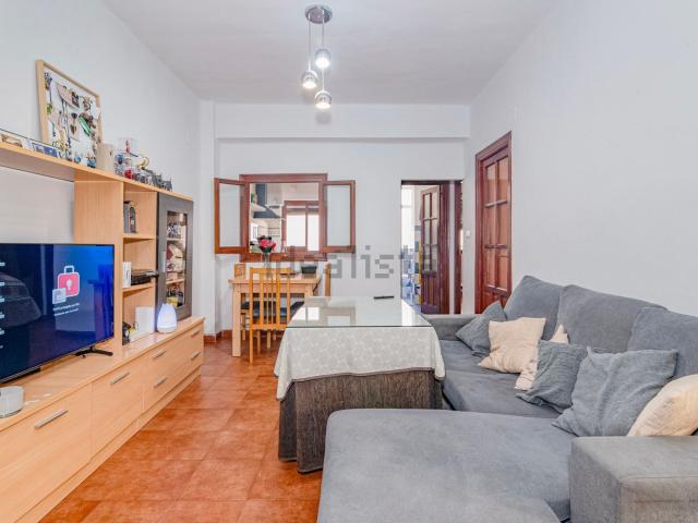 Piso, Los Pajaritos, Granada