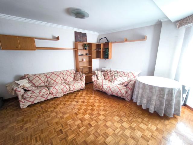 Piso, Pz Independencia, Vigo
