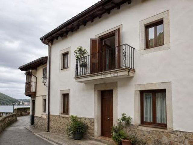 Piso, Pasaia