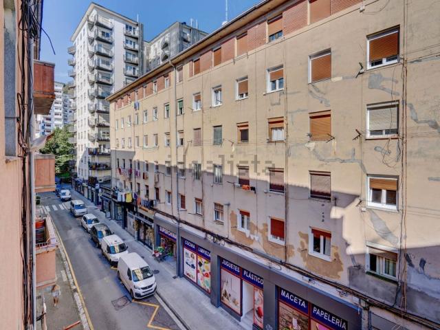 Piso, Pasaia