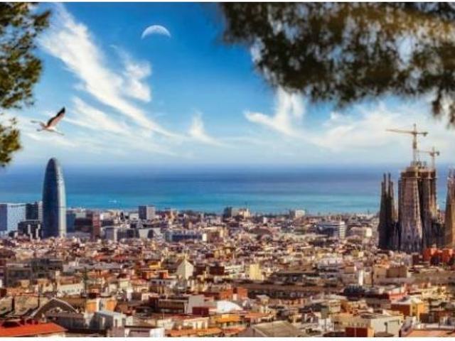 Piso para entrar a vivir en quinta planta real | Ciutat Vella
