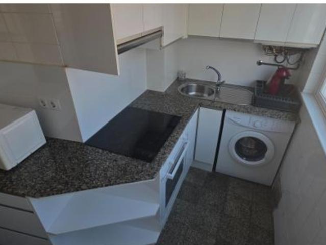 PISO PARA ESTUDIANTES DE 3 HABITACIONES EN PLENO ENSANCHE