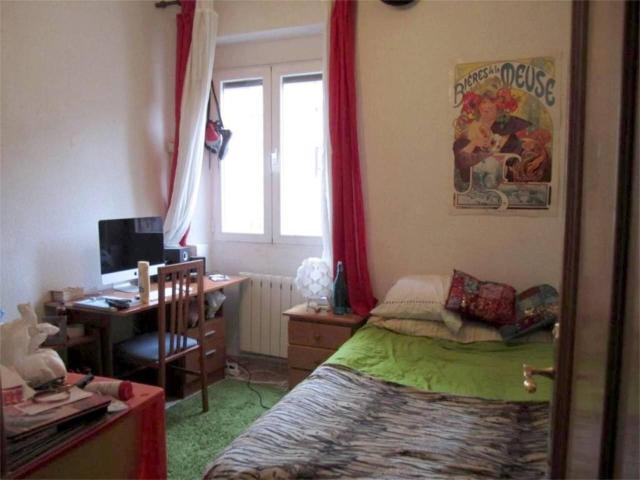 PISO PARA ESTUDIANTES DE 5 DORMITORIOS Y 2 BAÑOS / BARRIO SAN IDELFONSO