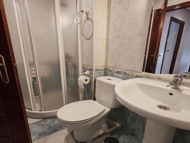 Piso para estudiantes en Nervion a 10 minutos parada metro gran plaza
