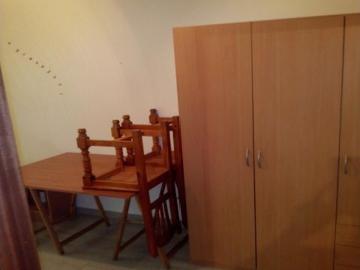 ¡Piso para estudiantes! Espectacular piso de 4 dormitorios con terraza y patio – Solo chicas