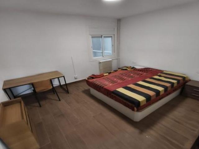 PISO PARA ESTUDIANTES ZONA PRAT DE LA RIBA PLAZA DEL TRABAJO