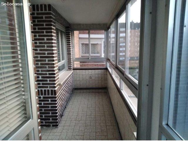 PISO PARA REFORMAR A 2 MINUTOS DEL CENTRO DE PONFERRADA