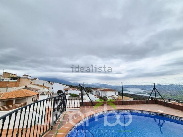 Piso, Periana