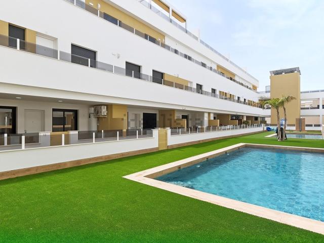 Piso, Pilar de la Horadada