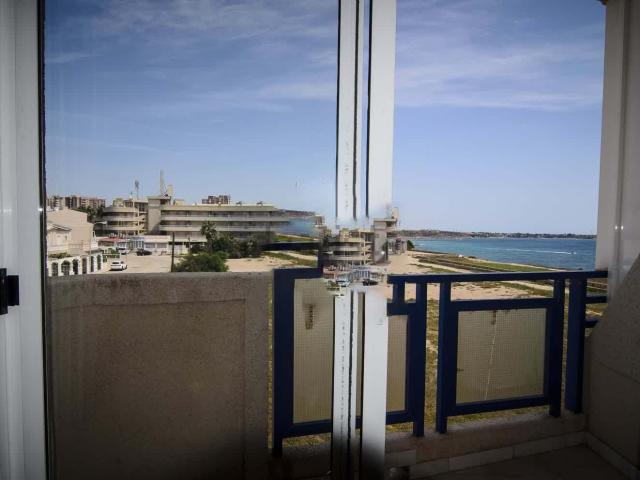 Piso, Pilar de la Horadada