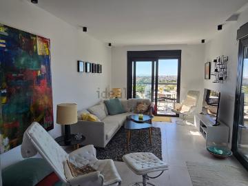 Piso, Pilar de la Horadada
