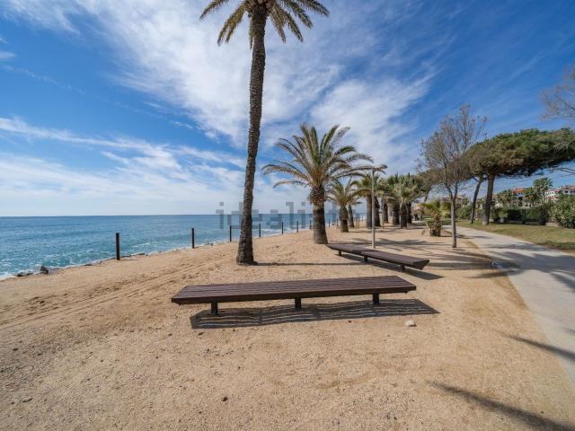 Piso, Pineda de Mar