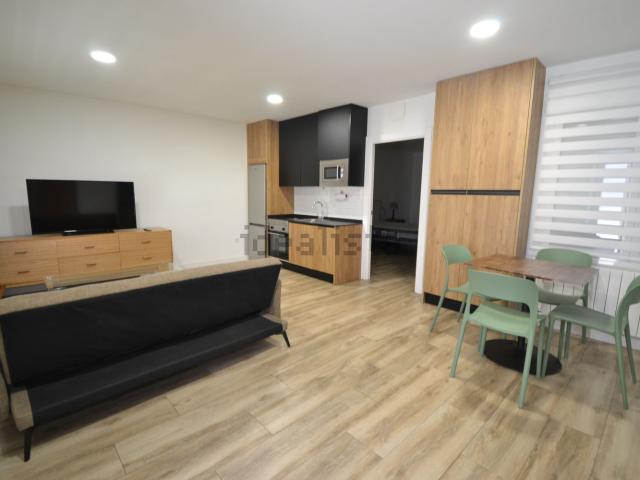 Piso, Plasencia