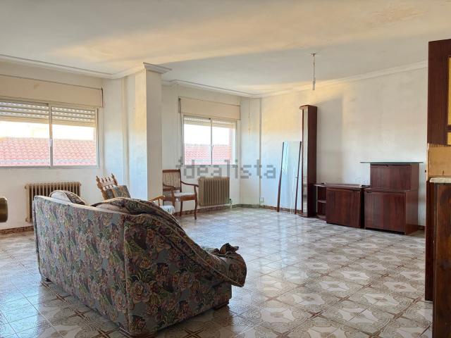 Piso, Plasencia