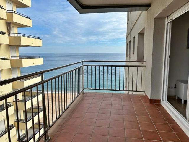 Piso, Platja Llarga, Castell Platja d&apos Aro
