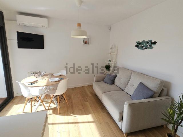Piso, Platja Llarga, Castell Platja d&apos Aro