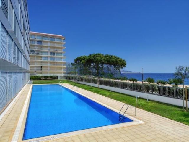 Piso, Platja Llarga, Castell Platja d&apos Aro