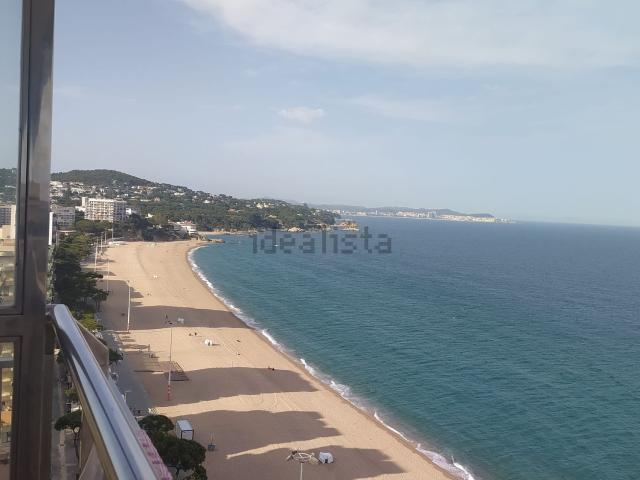Piso, Platja Llarga, Castell Platja d&apos Aro