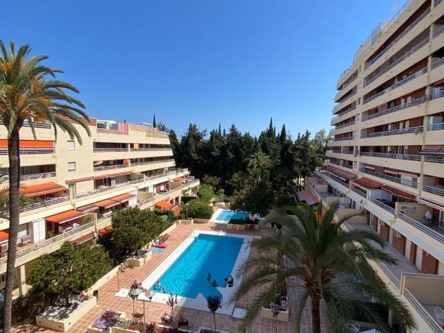 Piso, Playa Bajadilla Puertos, Marbella