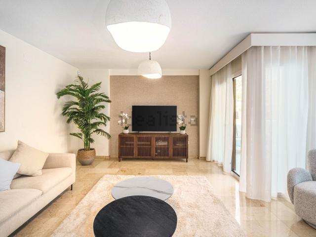 Piso, Playa Bajadilla Puertos, Marbella