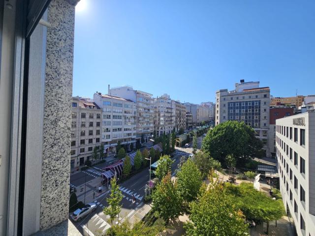Piso, Plaza España Corte Inglés, Vigo