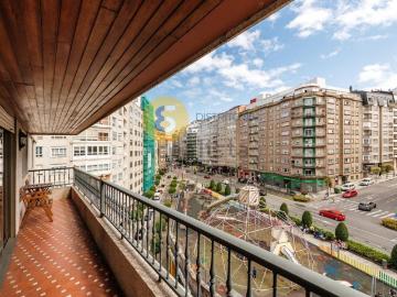 Piso, Plaza España Corte Inglés, Vigo