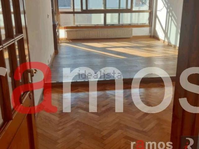Piso, Plaza España Corte Inglés, Vigo