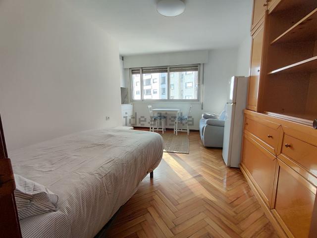 Piso, Plaza España Corte Inglés, Vigo