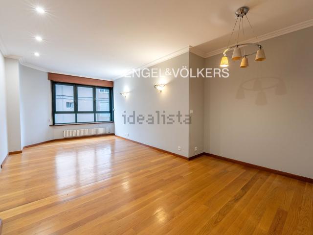 Piso, Plaza España Corte Inglés, Vigo