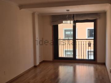 Piso en venta en Rúa da Union - Zona infantil