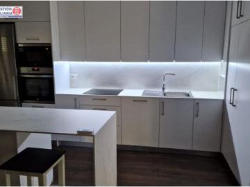 PISO RECIEN REFORMADO