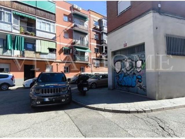 PISO RECIEN REFORMADO DE 86 M2 EN LA PESETA CARABANCHEL