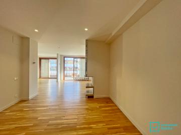 Piso recién reformado en Sarriá