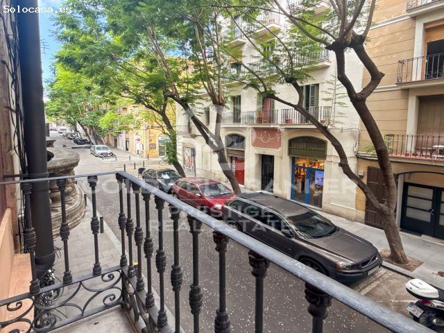 Piso reformado con terraza junto al metro Joanic