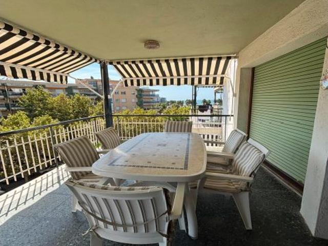 PISO REFORMADO CON VISTAS AL MAR EN LA ZONA DEL PASEO JAIME I · SALOU