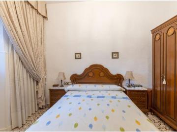 Piso Reformado en Venta en Calle Cristo de la Yedra – Granada