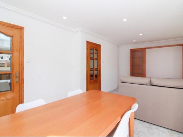 PISO REFORMADO EN ALQUILER, CENTRO, 5ª PLANTA 80 METROS 3 HABITACIONES 1 BAÑO