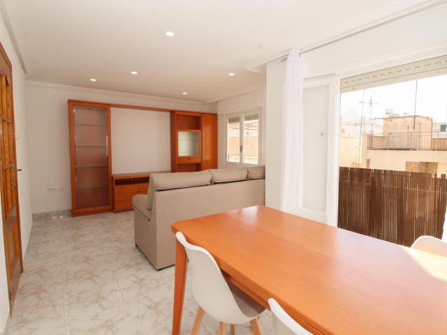 PISO REFORMADO EN ALQUILER, CENTRO, 5ª PLANTA 80 METROS 3 HABITACIONES 1 BAÑO